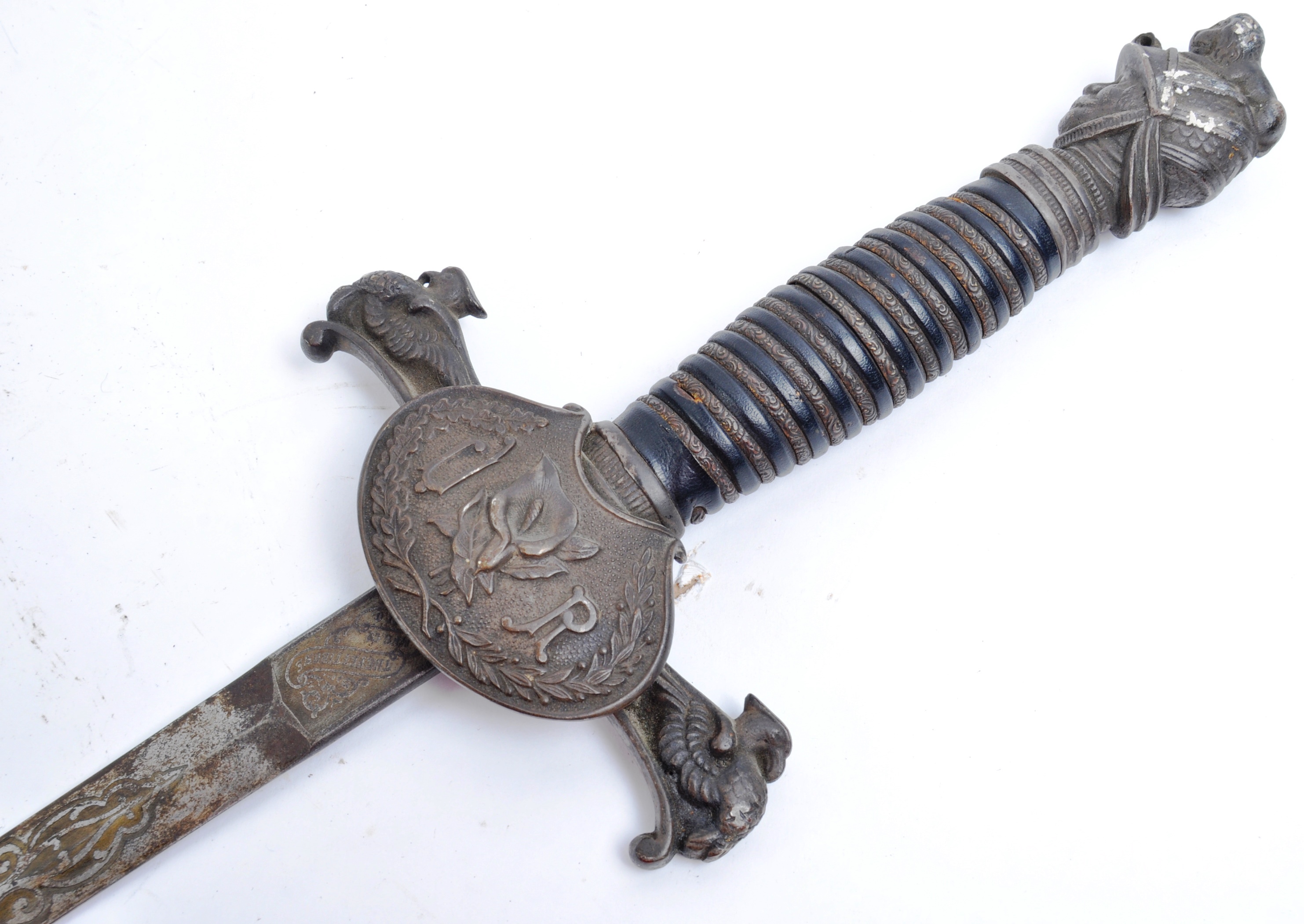 EARLY 20TH CENTURY AMERICAN KNIGHTS OF PYTHIAS FRATERNAL SWORD - Image 4 of 8