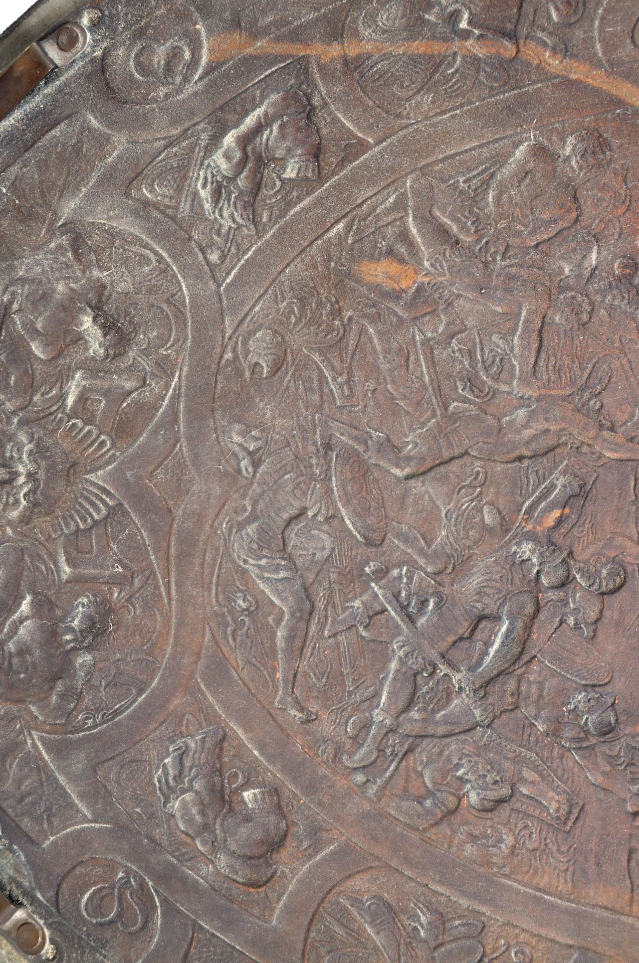 19TH CENTURY DECORATIVE COPPER SHIELD RELATING TO HENRY II - Image 8 of 8