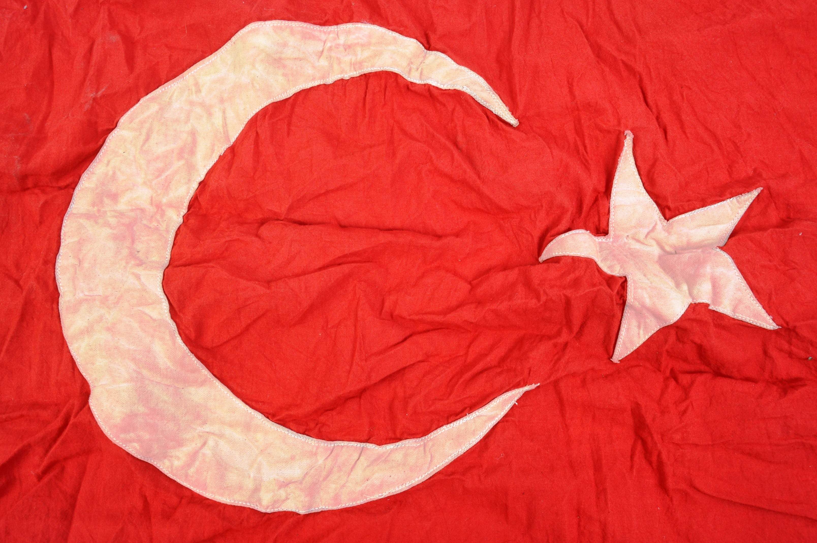 WWI FIRST WORLD WAR TURKISH / OTTOMAN LINEN FLAG - Image 3 of 6