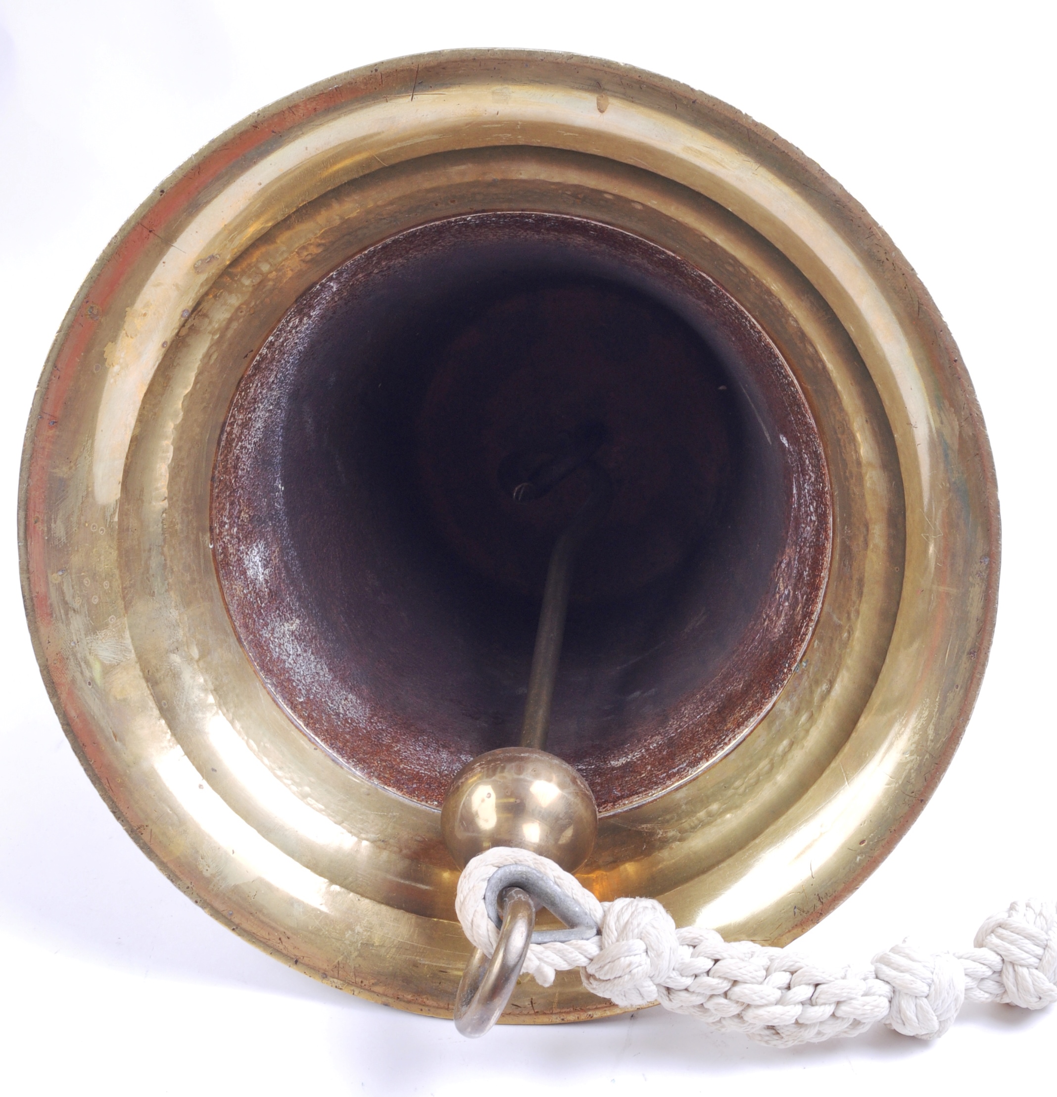 LARGE VINTAGE BRASS SHIP'S BELL WITH WALL BRACKET - Image 5 of 8