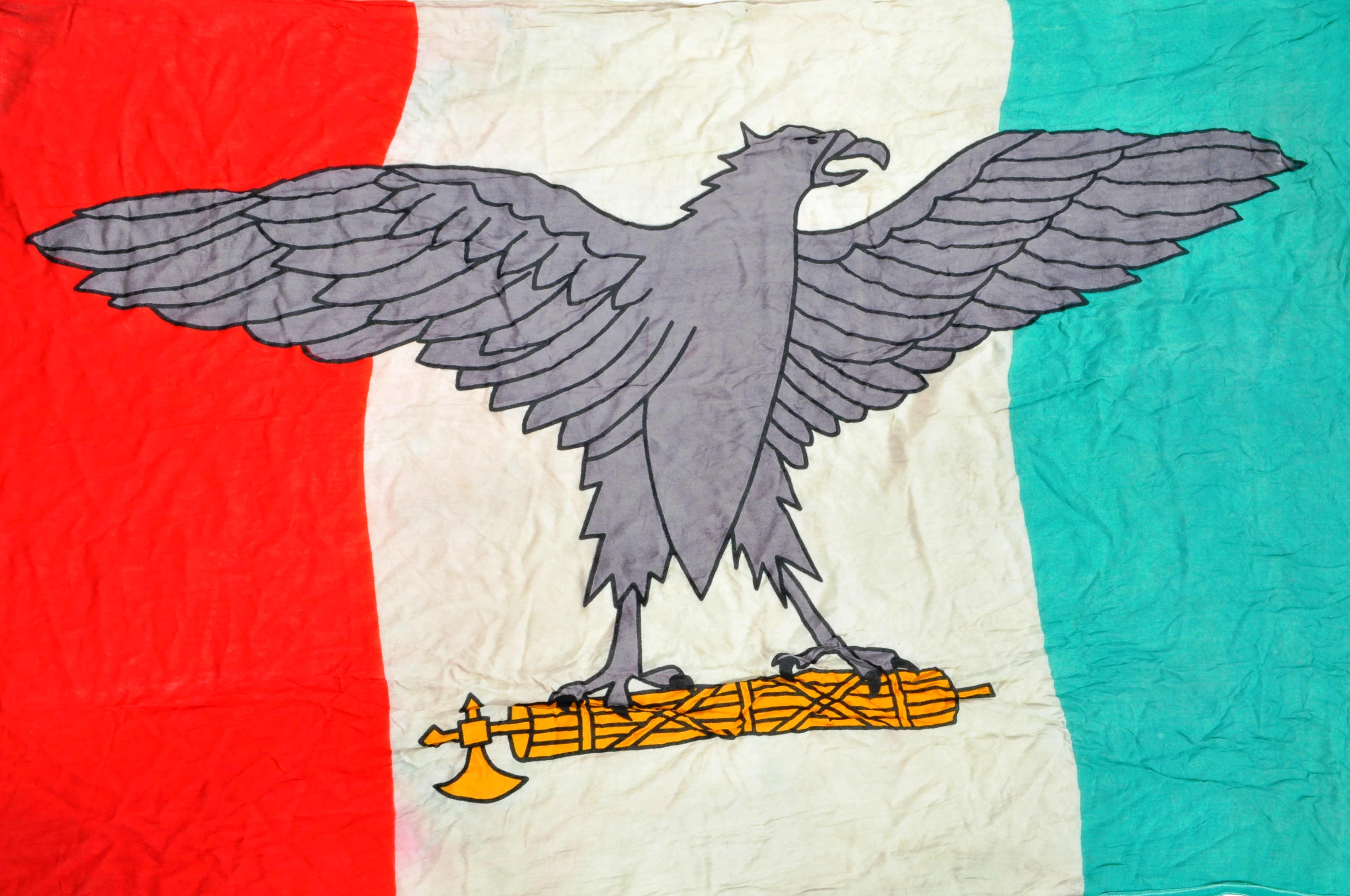 WWII SECOND WORLD WAR TYPE ITALIAN MUSSOLINI UNIT LINEN FLAG - Image 2 of 5