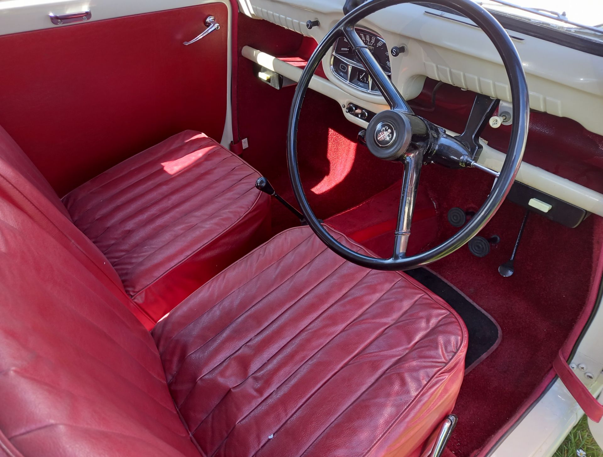 VNP 158 - 1958 AUSTIN A35 SALOON - 948CC - FULLY RESTORED CLASSIC CAR - Image 14 of 24