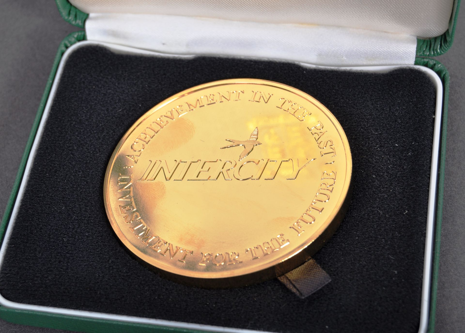 RAILWAYANA - INTERCITY LONDON BRISTOL ANNIVERSARY MEDALLION - Image 3 of 6