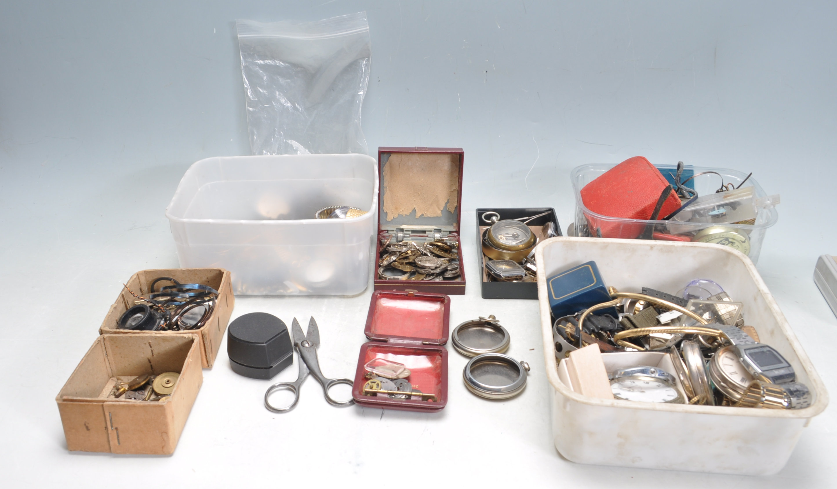 LARGE COLLECTION OF VARIOUS WATCH PARTS AND SPARES