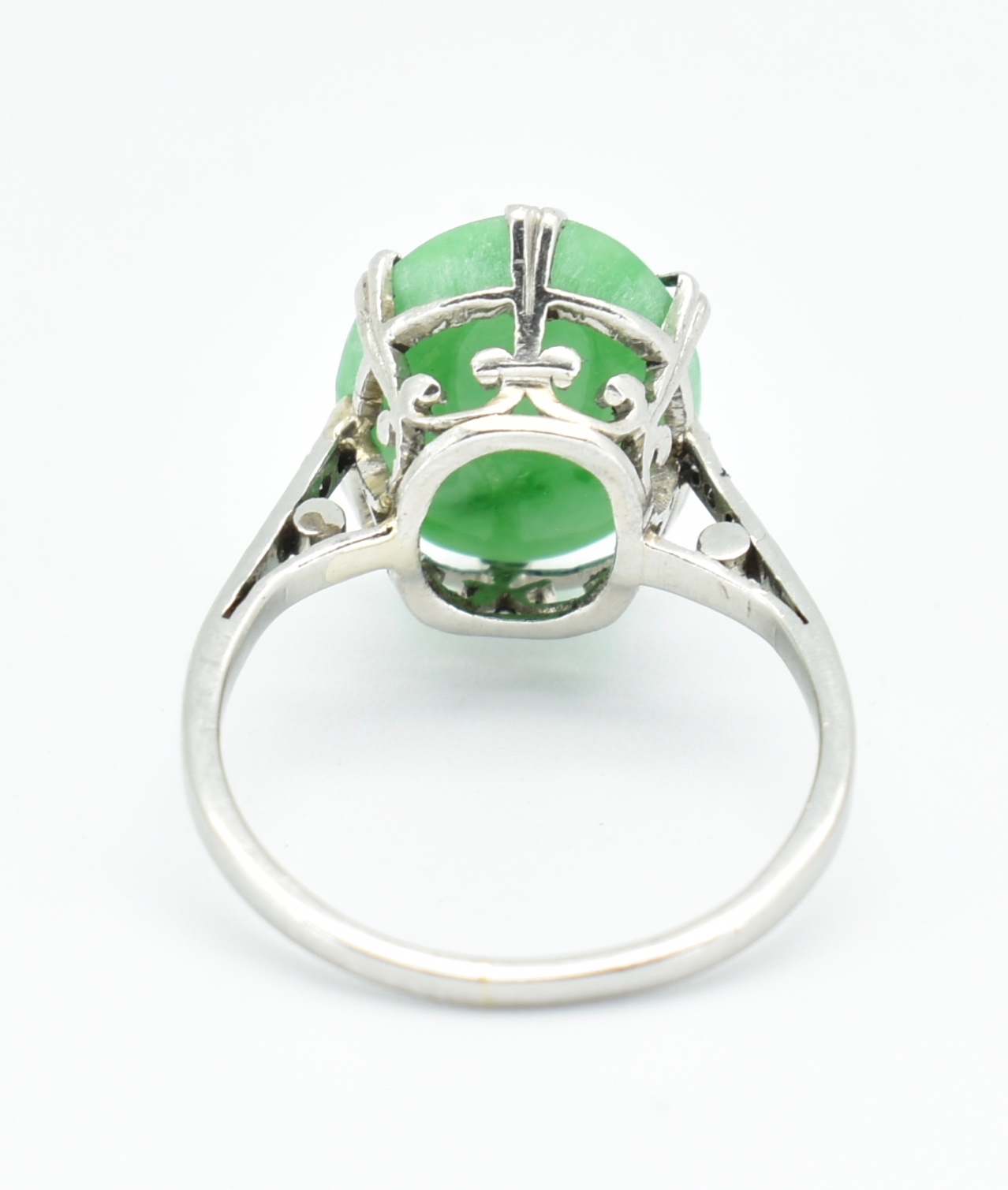 PLATINUM JADE & DIAMOND RING - Image 5 of 7