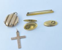GROUP OF VINTAGE GOLD AND YELLOW METAL JEWELLERY