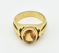 A FRENCH ART NOUVEAU 18CT GOLD AND CITRINE RING