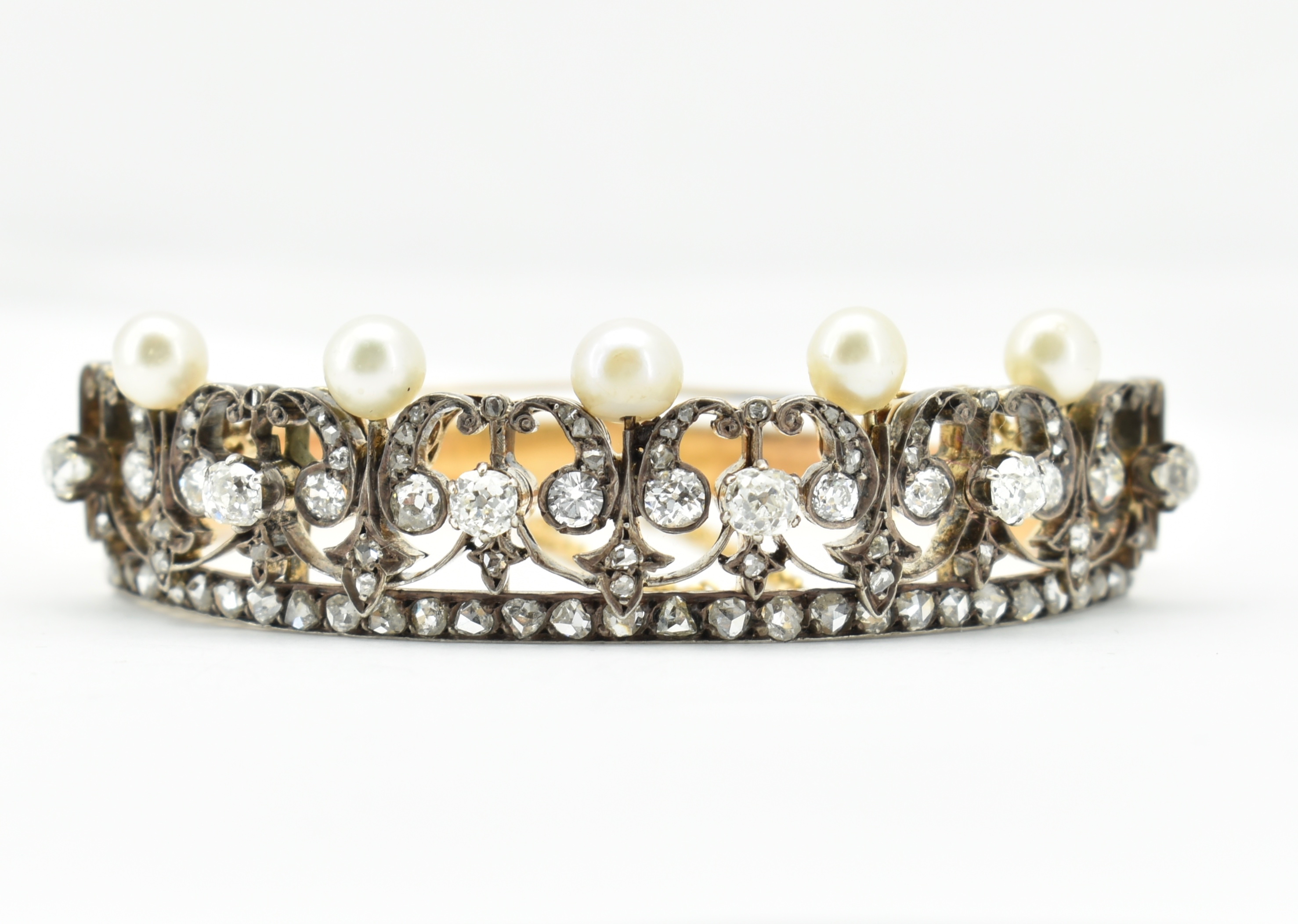 FRENCH BELLE EPOQUE 18CT GOLD AND PEARL BANGLE