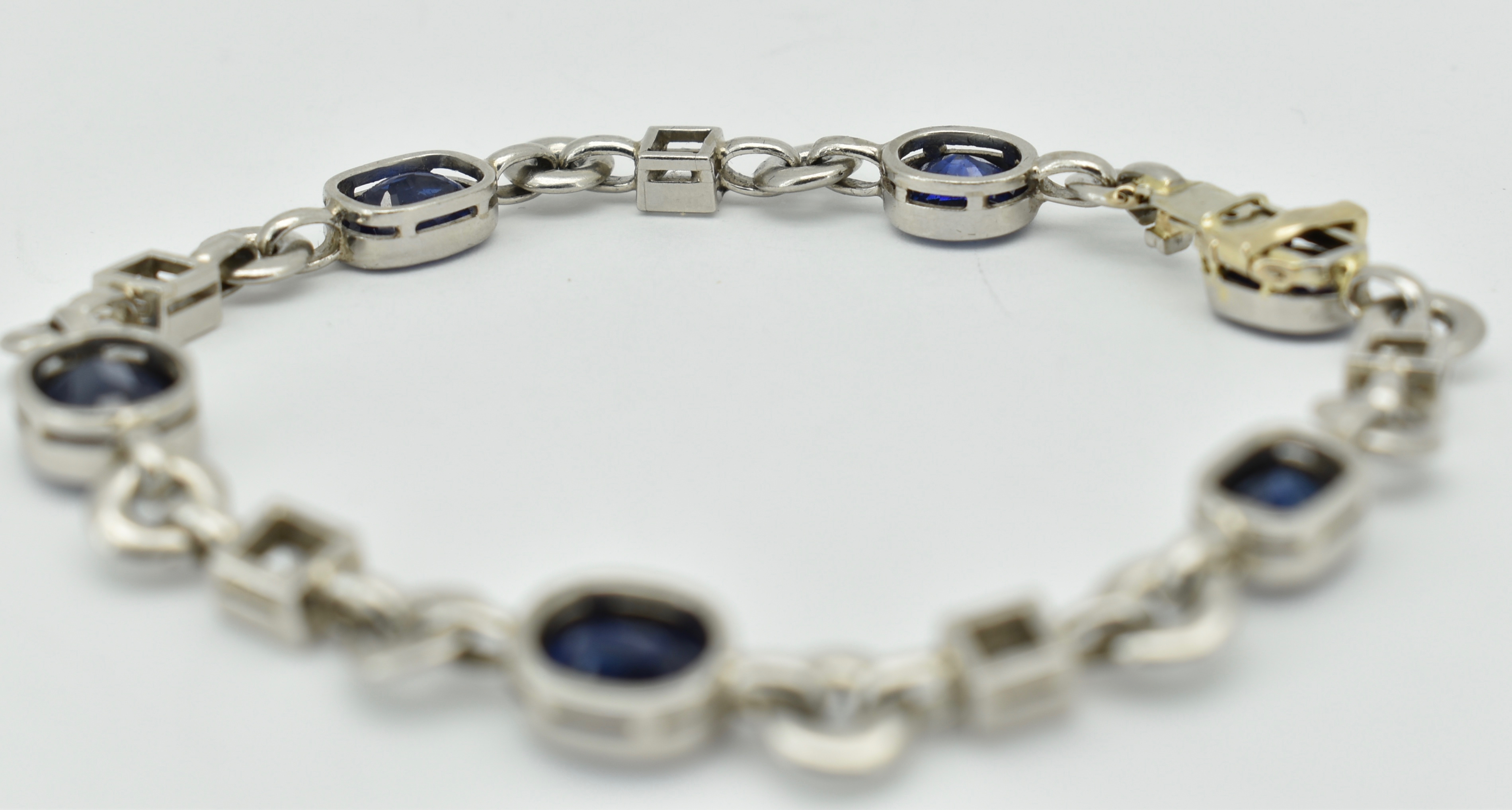 FRENCH PLATINUM SAPPHIRE & DIAMOND BRACELET - Image 2 of 5