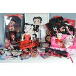 LARGE QUANTITY OF BETTY BOOP COLLECTORS ITEMS