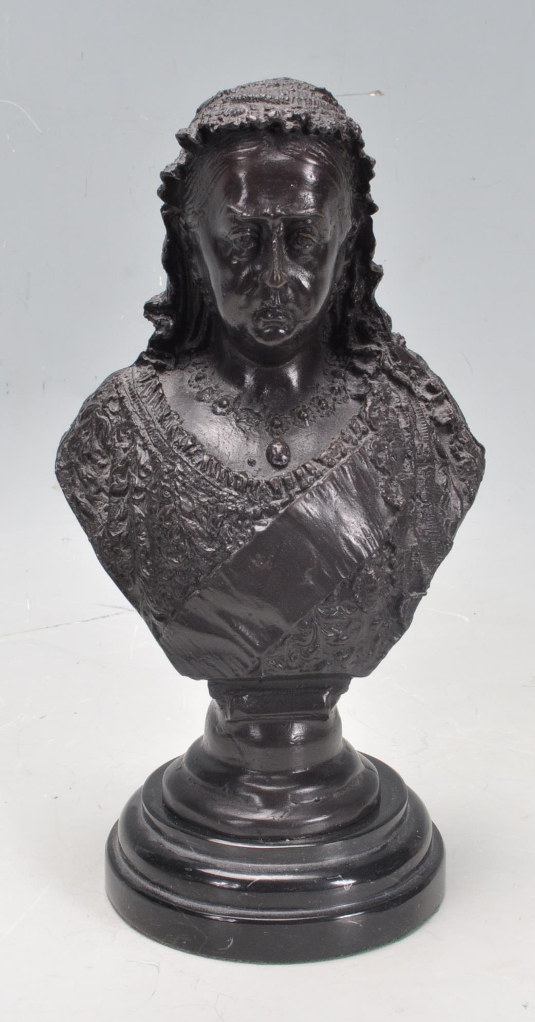 HER MAJESTY QUEEN VICTORIA BRONZE / BRASS BUST