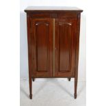 20TH CENTURY EDWARDIAN MAHOGANY HALL CABINET