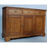 EARLY 20TH CENTURY ARTS AND CRAFTS OAK SIDEBOARD CREDENZA