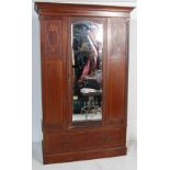 ANTIQUE EDWARDIAN MAHOGANY WARDROBE