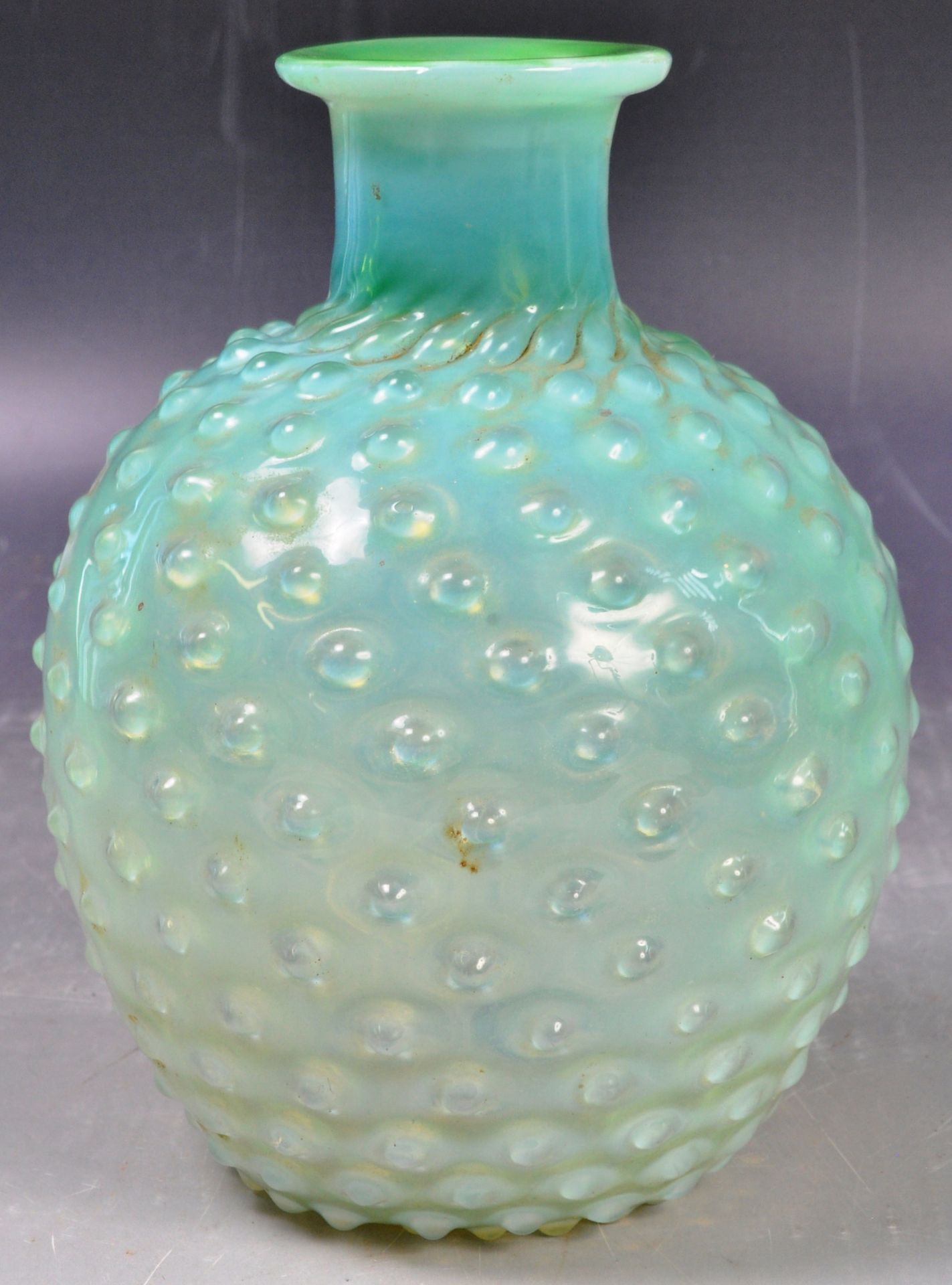 VINTAGE ART DECO IRRIDESCENT GLASS HOBNAIL VASE