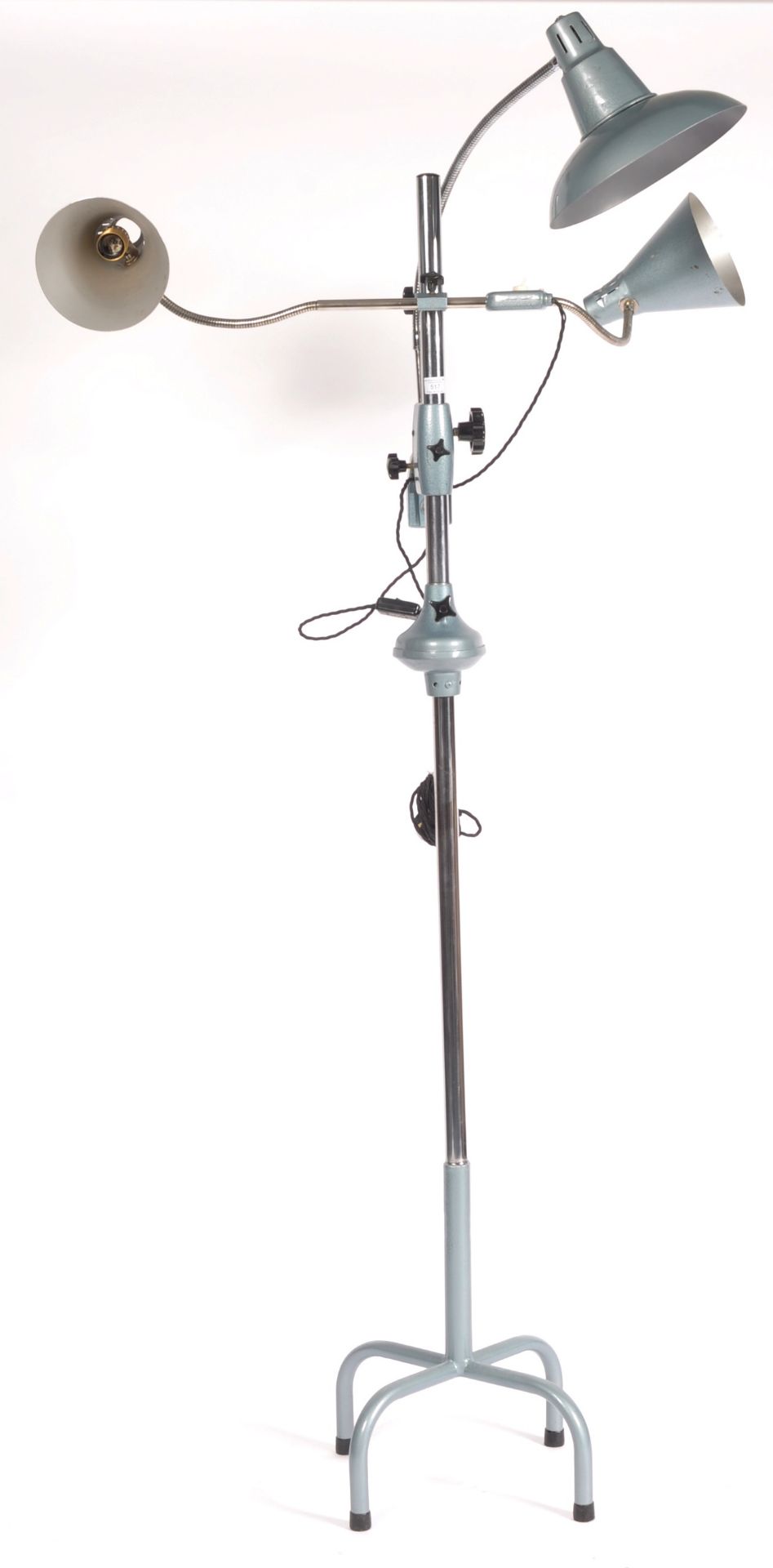 UNUSUAL RETRO VINTAGE INDUSTRIAL FLOOR STANDING TRIPLE LIGHT - Image 2 of 4