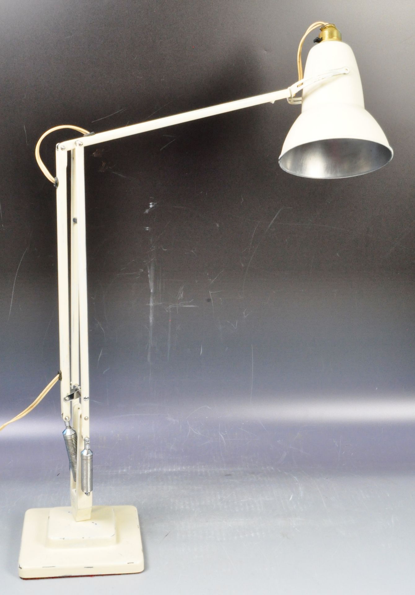 ORIGINAL HERBERT TERRY MODEL 1227 ANGLEPOISE LAMP - Image 5 of 6