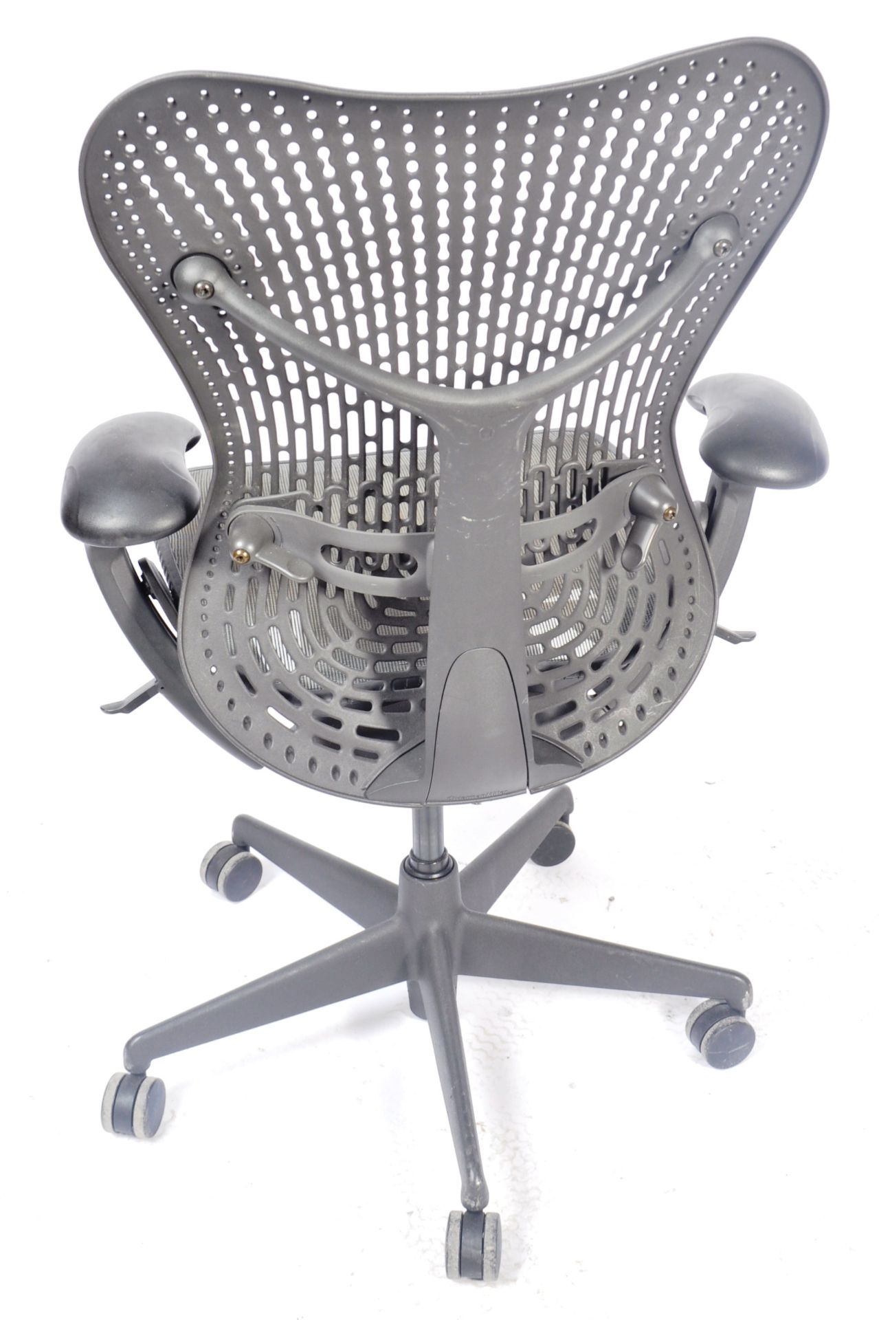 HERMAN MILLER MIRRA 2 SWIVEL OFFICE DESK CHAIR / ARMCHAIR - Image 7 of 7