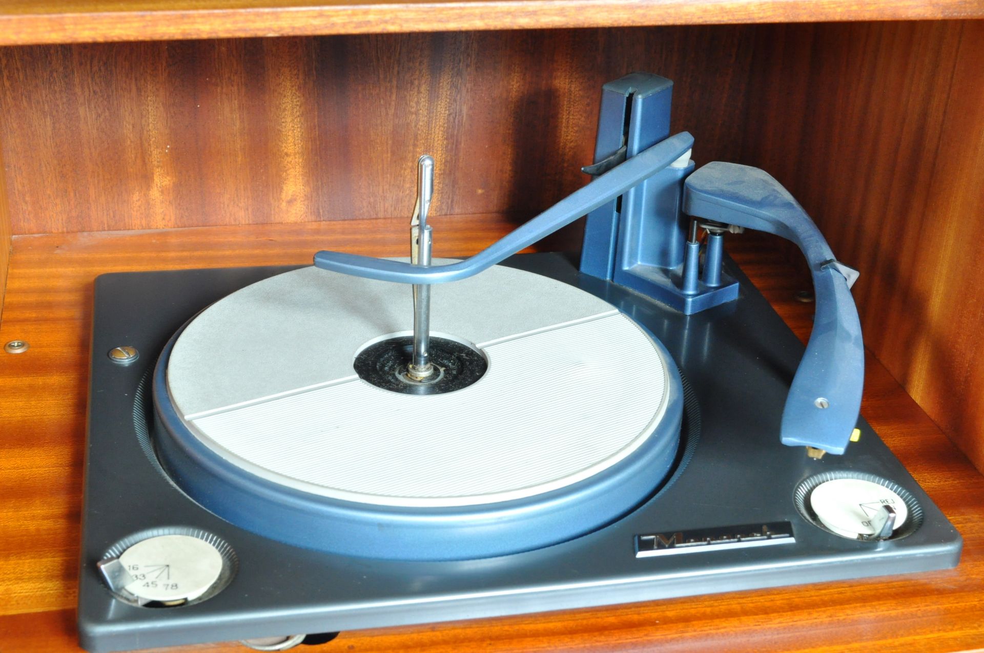 DECCA MODEL SRG 700 WALNUT CASED 1960'S RADIOGRAM - Image 5 of 12