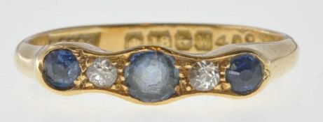 18CT GOLD SAPPHIRE AND DIAMOND FIVE STONE RING