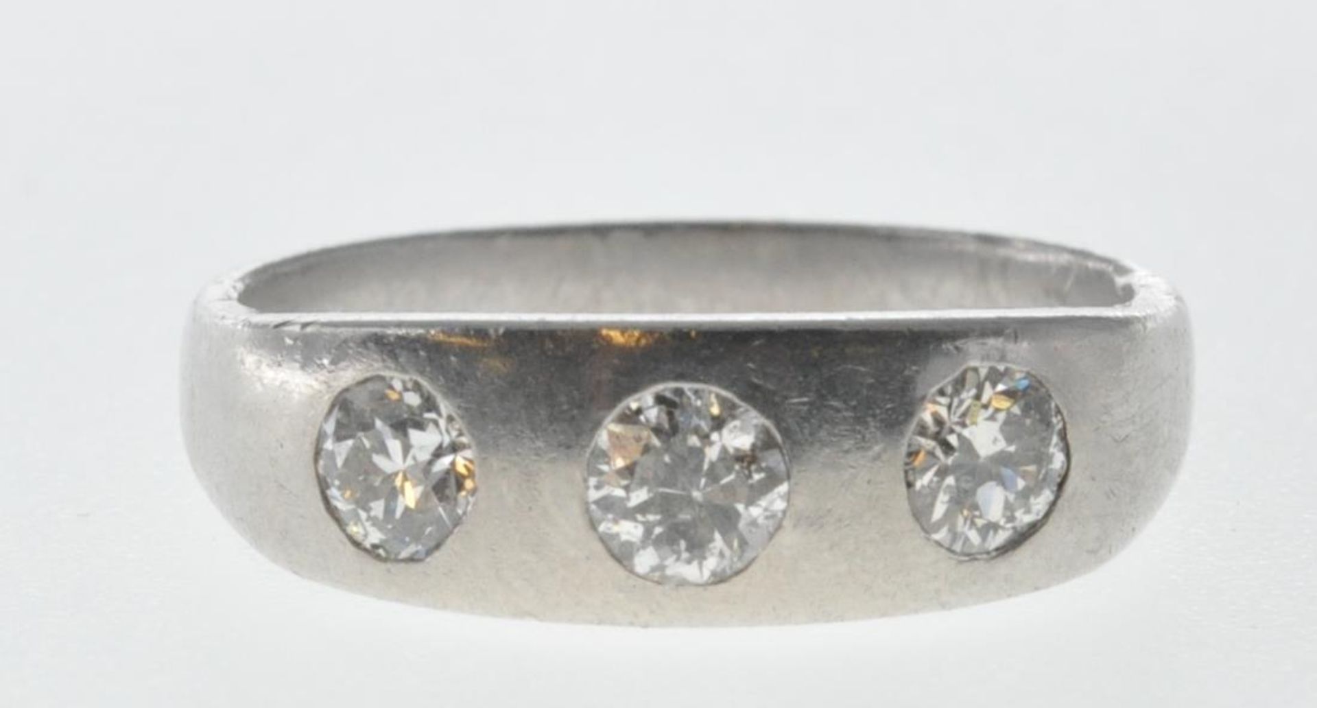 PLATINUM AND DIAMOND THREE STONE GYPSY RING - Image 2 of 7