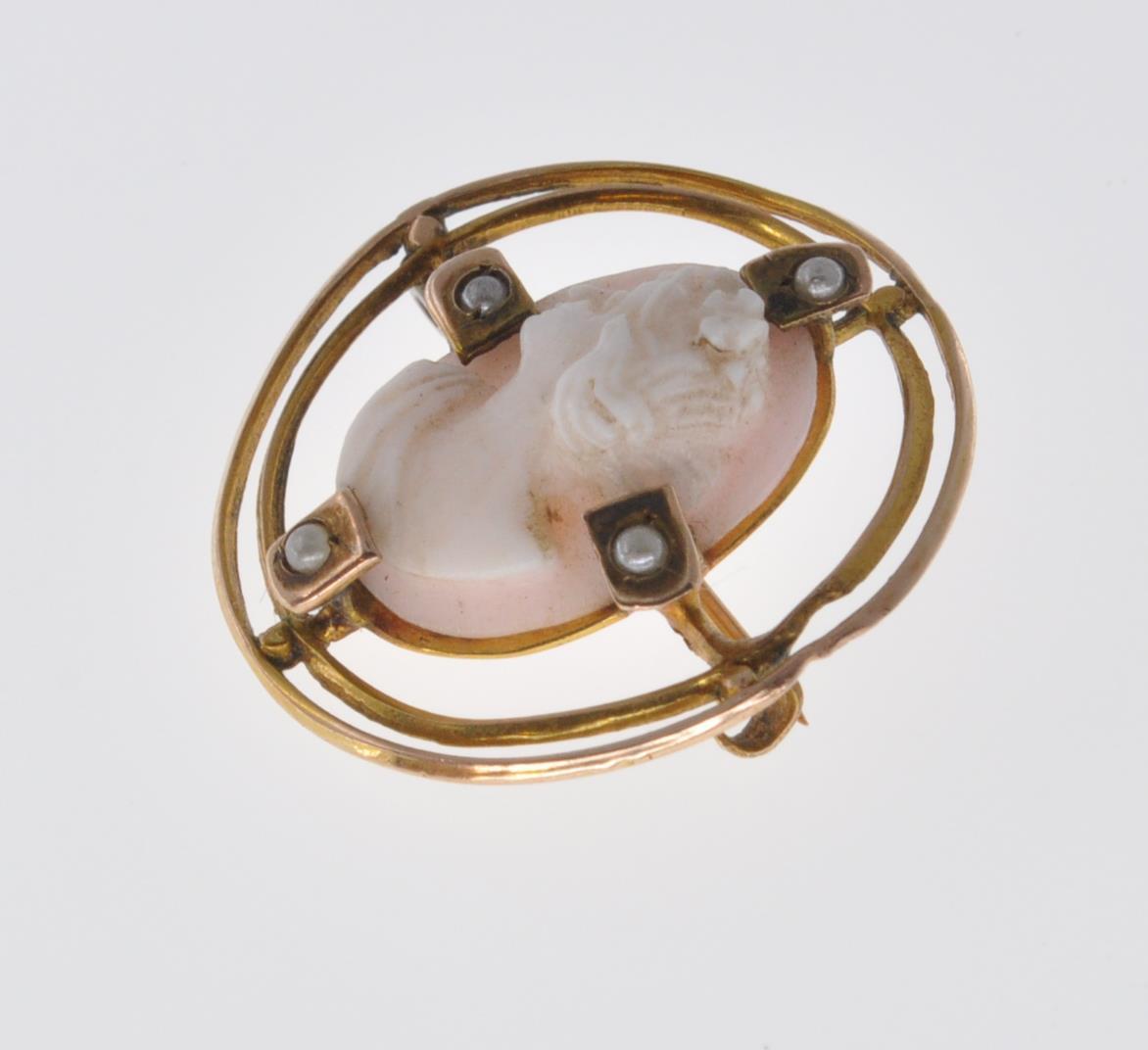 ANTIQUE 9CT GOLD CAMEO BROOCH - Image 4 of 7
