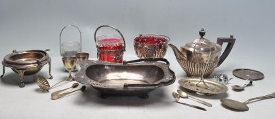 QUANTITY OF VINTAGE 20TH CENTURY SILVER PLATED ITEMS