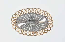 VINTAGE GOLD AND DIAMOND OVAL BROOCH