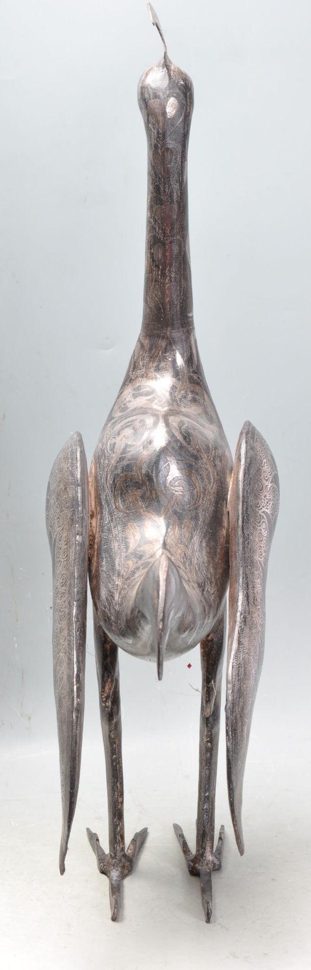 VINTAGE 20TH CENTURY METAL BIRD ORNAMENT - Bild 4 aus 5