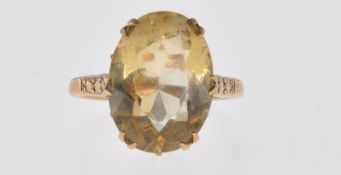 9CT GOLD AND CITRINE DRESS RING