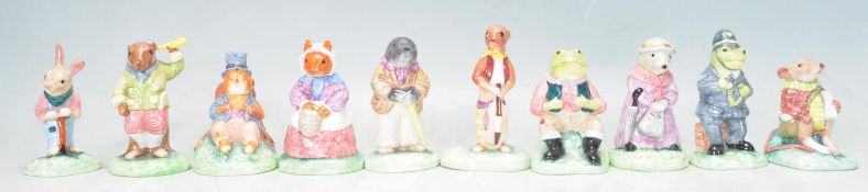 TEEN 20TH CENTURY WEDGWOOD CERAMIC PORCELAIN FIGURINES FROM OAKAPPLE WOOD