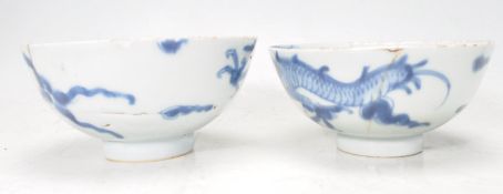 TWO 18TH CENTURY BLUE AND WHITE CHINESE ORIENTAL RICE BOWLS