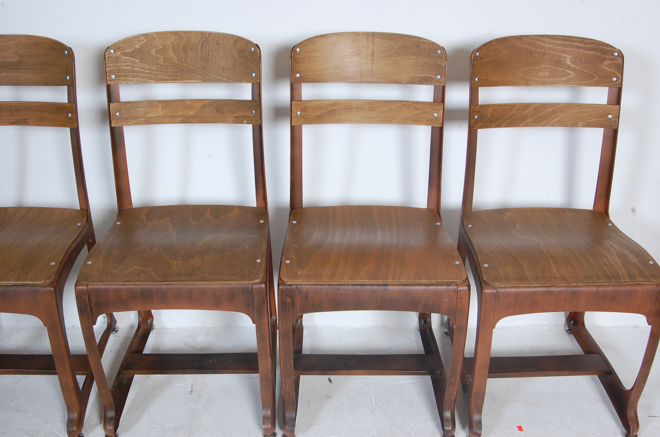 COLLECTION OF RETRO VINTAGE INDUSTRIAL DINING CHAIRS - Image 4 of 9