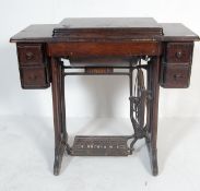 EARLY 20TH CENTURY SINGER SEWING MACHINE TABLE