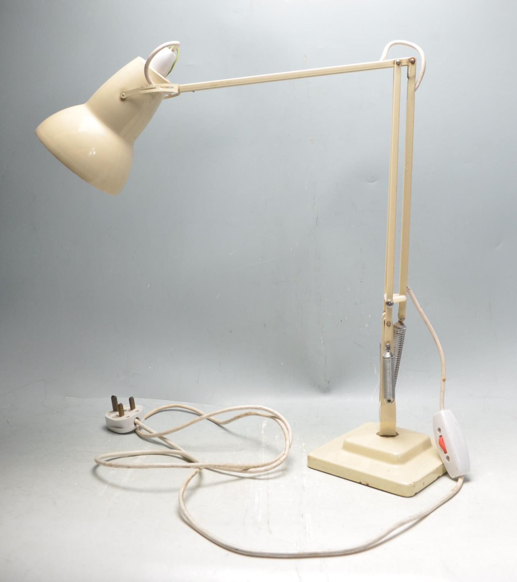 HERBERT TERRY MID CENTURY ANGLE POISE LAMP - Image 3 of 5