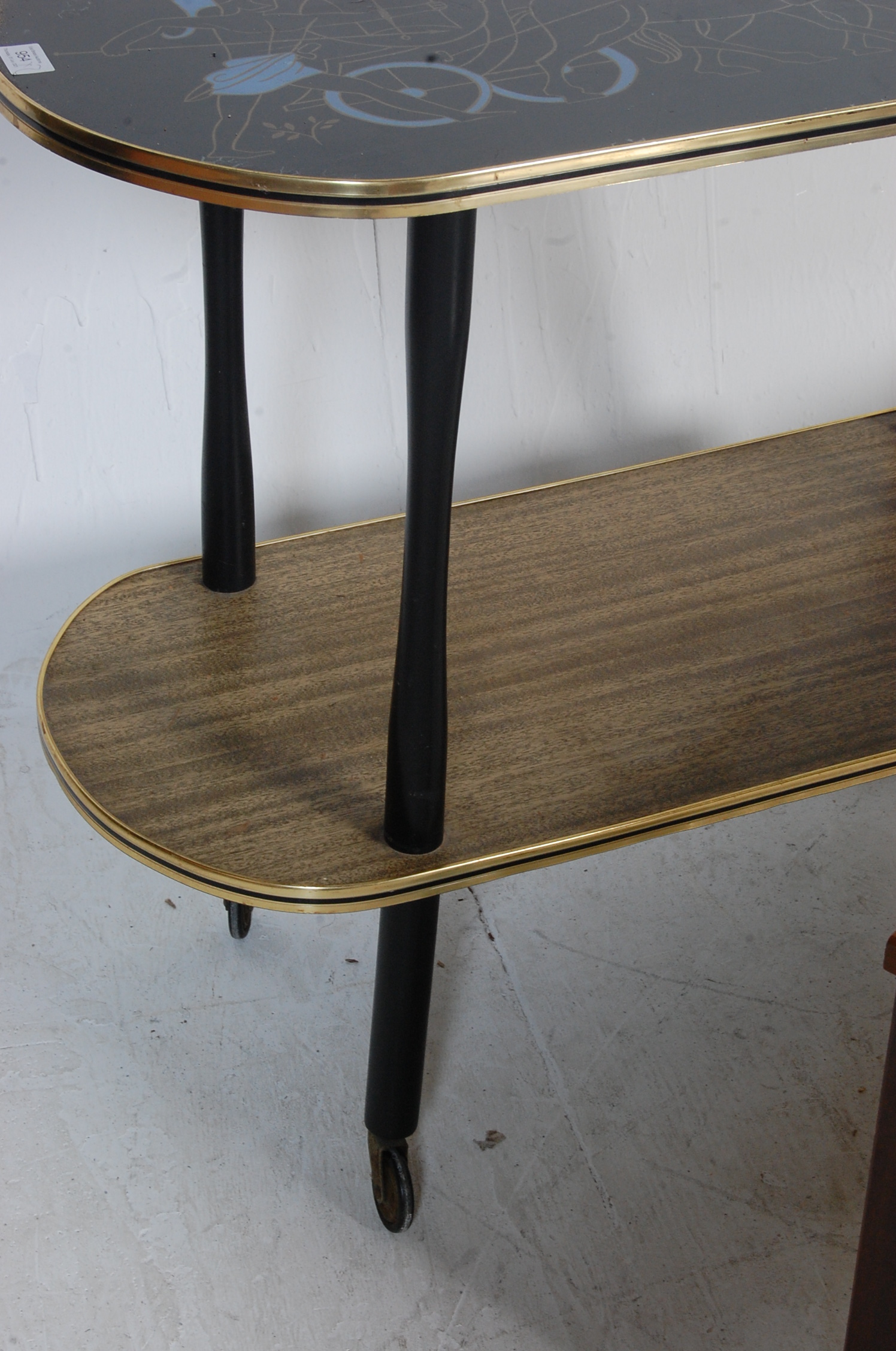 RETRO VINTAGE 20TH CENTURY LONG JOHN COFFEE TABLE TOGETHER WITH A TROLLEY. - Image 4 of 5