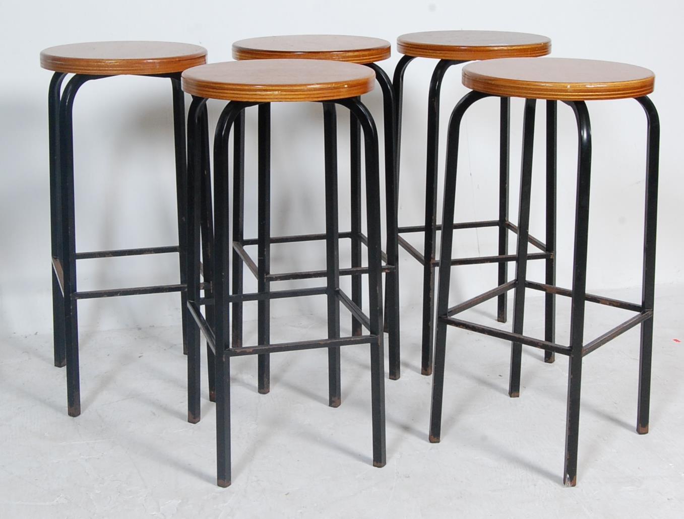 SET OF FIVE RETRO VINTAGE 20TH CENTURY STOOLS