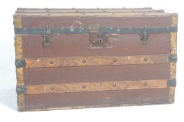 19TH CENTURY VICTORIAN WOOD AND CANVAS SHIPPING TRUNK