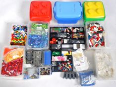 LARGE COLLECTION OF ASSORTED LEGO BRICKS, PARTS & ACCESSORIES