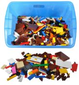 LARGE QUANTITY OF ASSORTED LEGO BRICKS