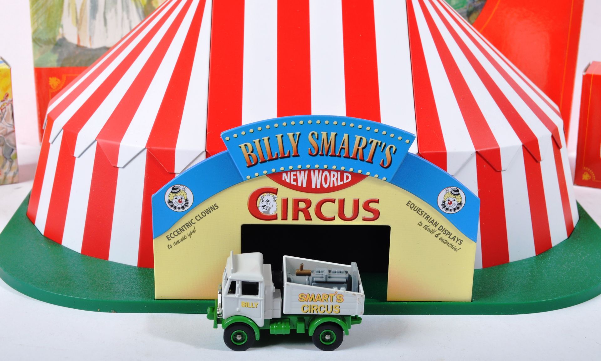 COLLECTION OF LLEDO DAYS GONE BILLY SMARTS CIRCUS DIECAST - Bild 2 aus 9