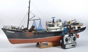 RADIO CONTROLLED MODEL TRAWLER BOAT AND DIGITAL REMOTE CONTROL