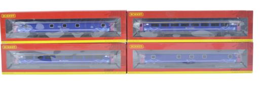 RAKE OF X5 HORNBY 00 GAUGE MODEL RAILWAY LOCOMOTIVE CARRIAGES