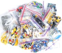 LARGE COLLECTION OF ASSORTED UNBOXED LEGO SETS