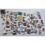LARGE COLLECTION OF ASSORTED LEGO BRICKS