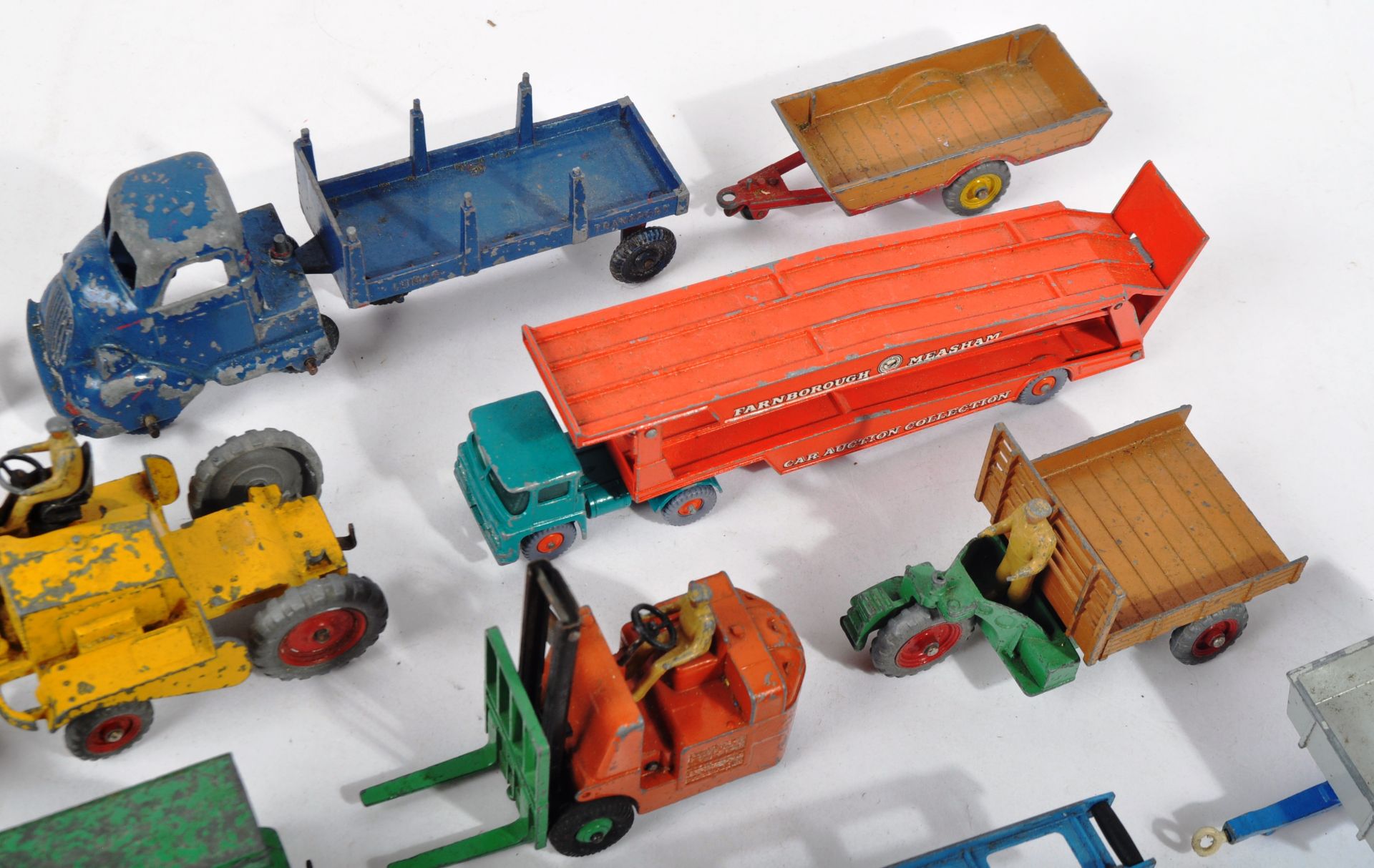 COLLECTION OF X20 ASSORTED VINTAGE DIECAST MODEL VEHICLES - Bild 5 aus 6