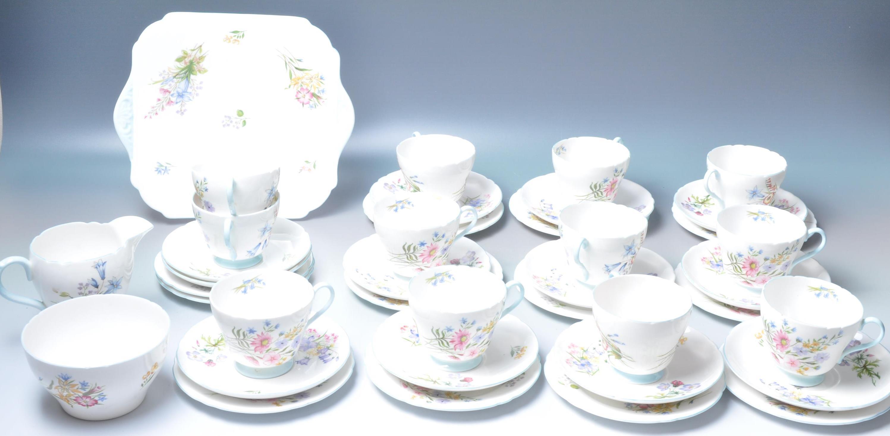 VINTAGE 12 PERSON SHELLEY WILDFLOWERS TEA SERVICE - Image 2 of 7