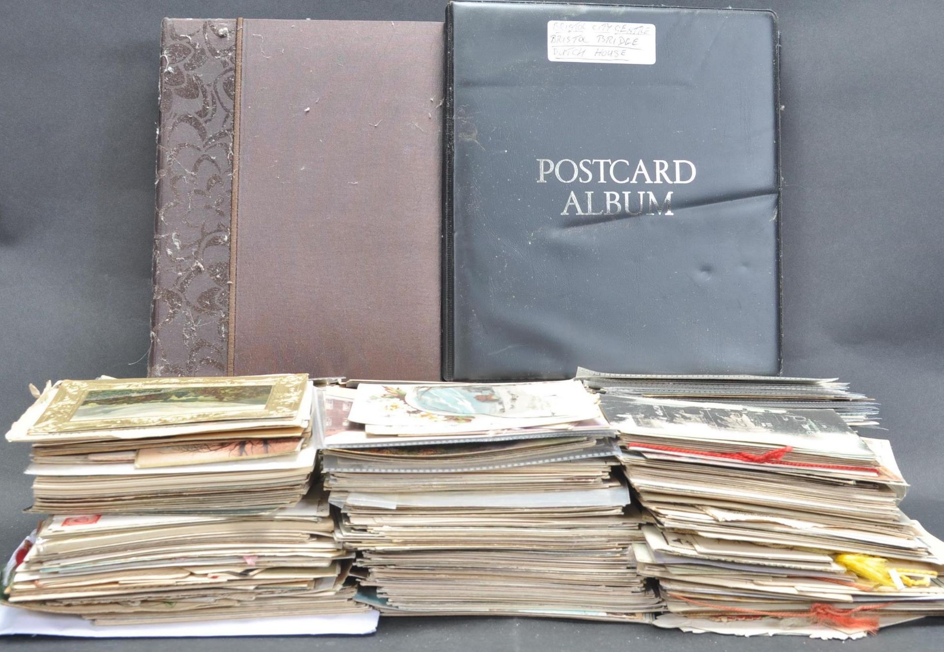 POSTCARDS - LARGE UNSORTED QUANTITY OF CARDS