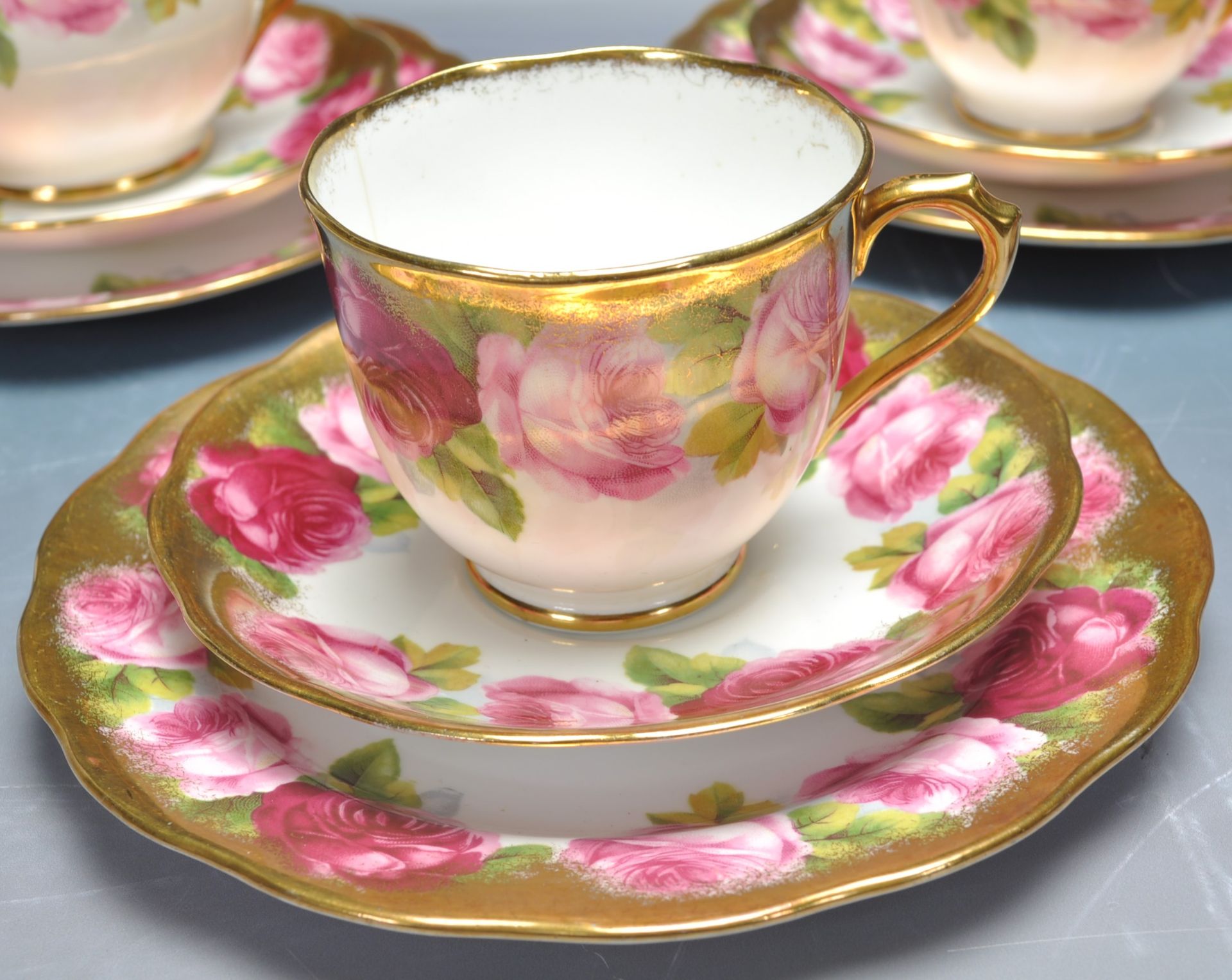 20TH CENTURY ROYAL ALBERT CROWN CHINA TEA SET - Image 4 of 6