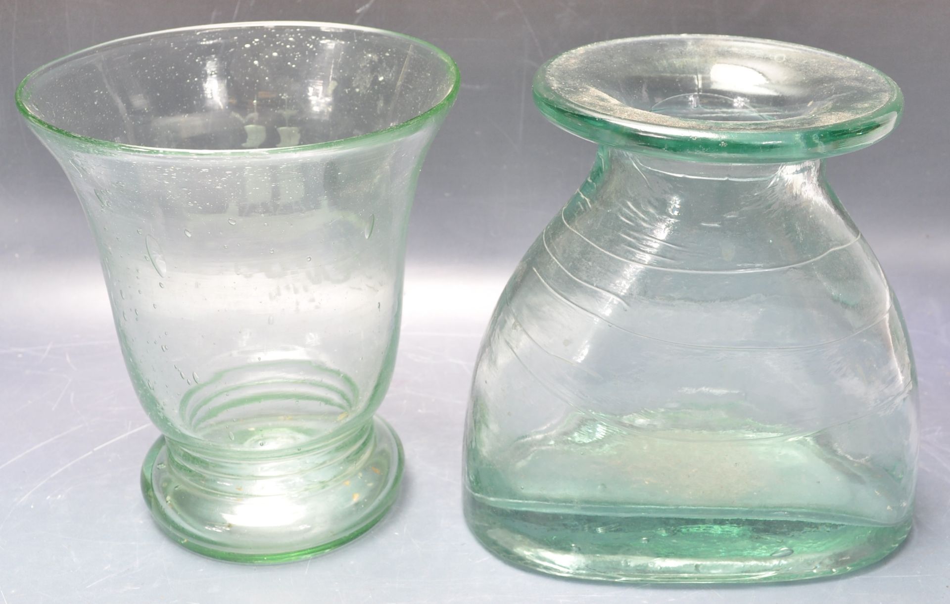 20TH CENTURY AMERICAN BUBBLE GLASS VASES - Image 4 of 6